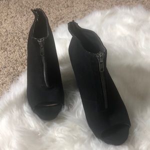 Black suede thick heels